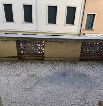 Foto annuncio 24