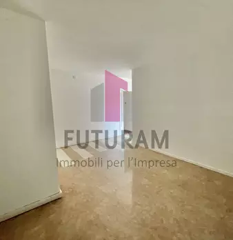 Foto annuncio 24