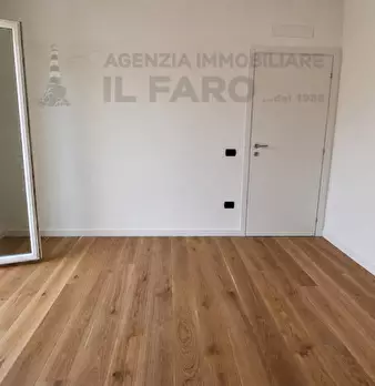 Foto annuncio 24