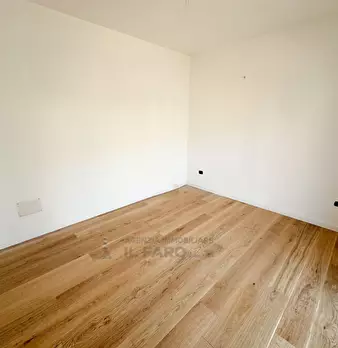 Foto annuncio 24
