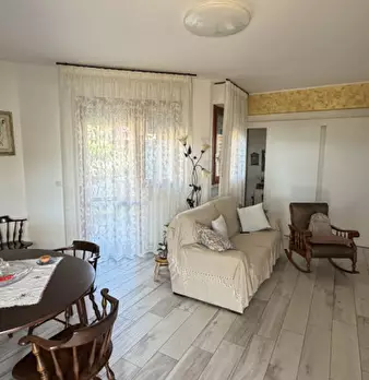Foto annuncio 2