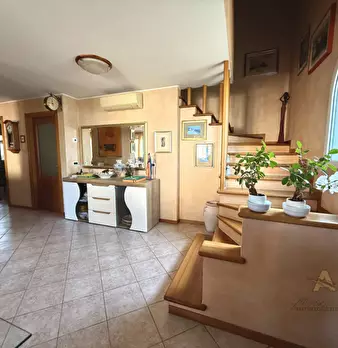 Foto annuncio 2