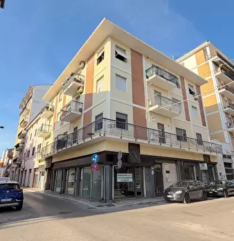 Foto annuncio 3
