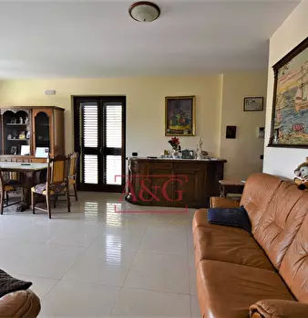 Foto annuncio 3