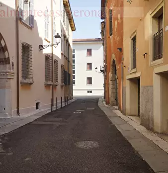Foto annuncio 24