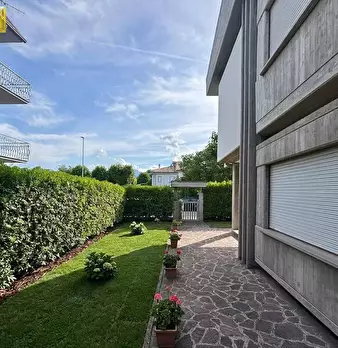 Foto annuncio 2
