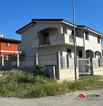 Foto annuncio 3