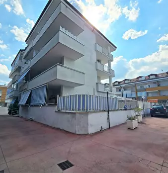 Foto annuncio 3
