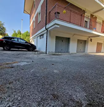 Foto annuncio 24