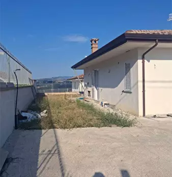 Foto annuncio 24