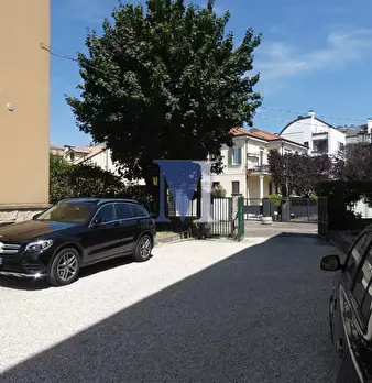 Foto annuncio 24