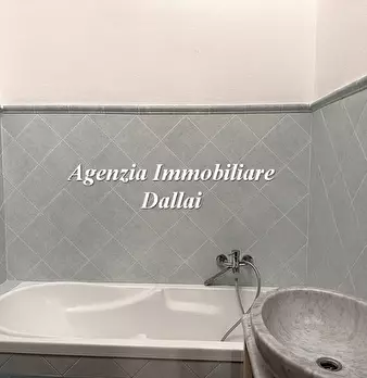 Foto annuncio 24