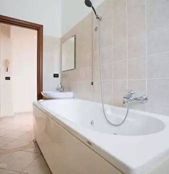 Foto annuncio 24