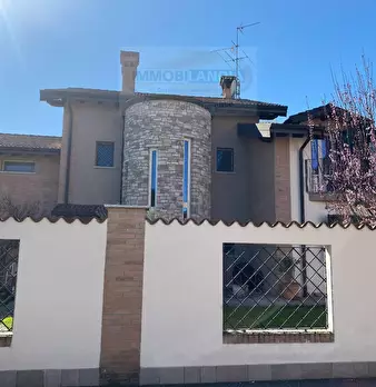 Foto annuncio 3