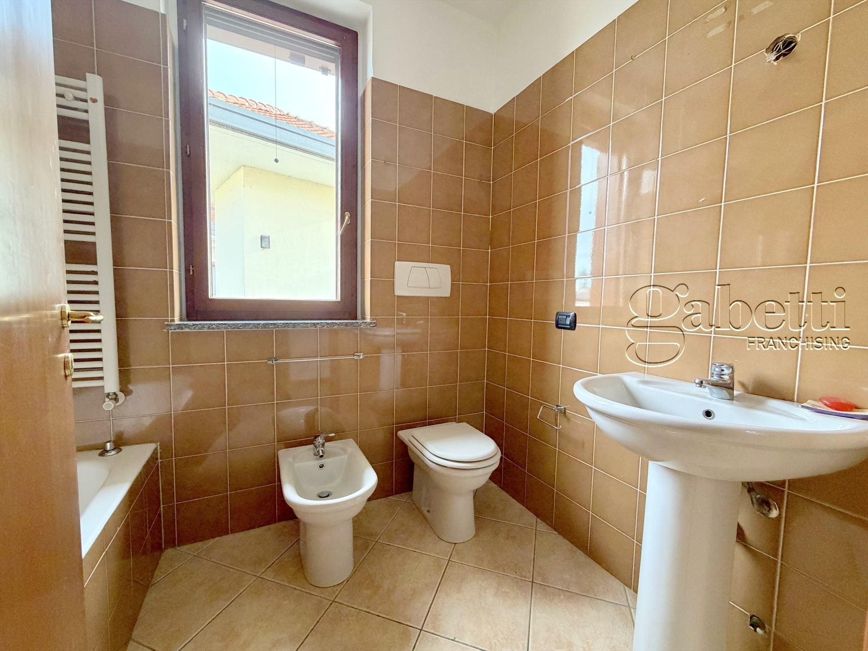 Immagine 9 di Quadrilocale in affitto  in Gramsci a Nerviano