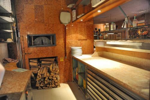 Immagine 3 di Bar / Ristorante in vendita  in Via del Fosso a Lucca