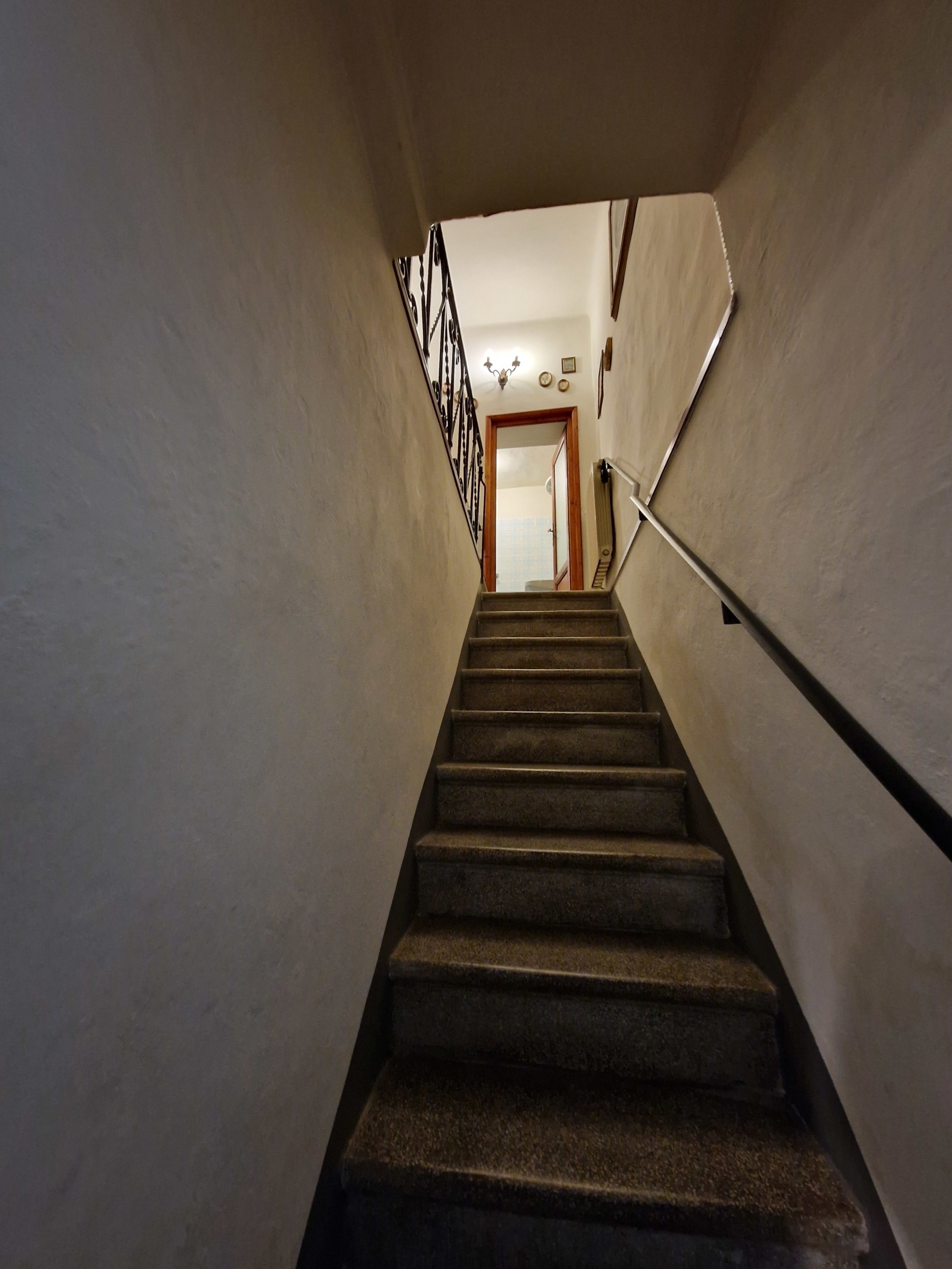 Immagine 29 di Terratetto in vendita  in Via Sarzanese a Lucca