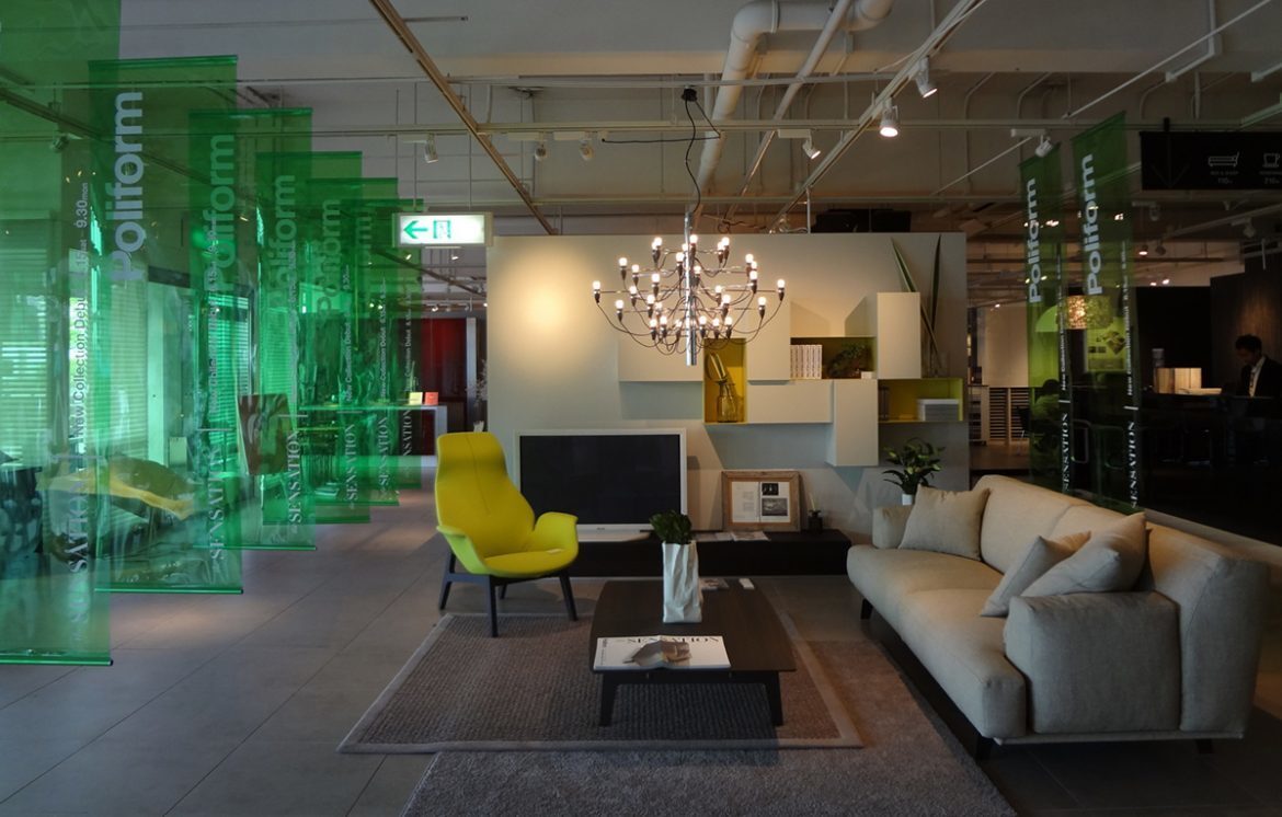 Immagine 9 di Locale commerciale in affitto  in Via Stradone di Camigliano a Capannori