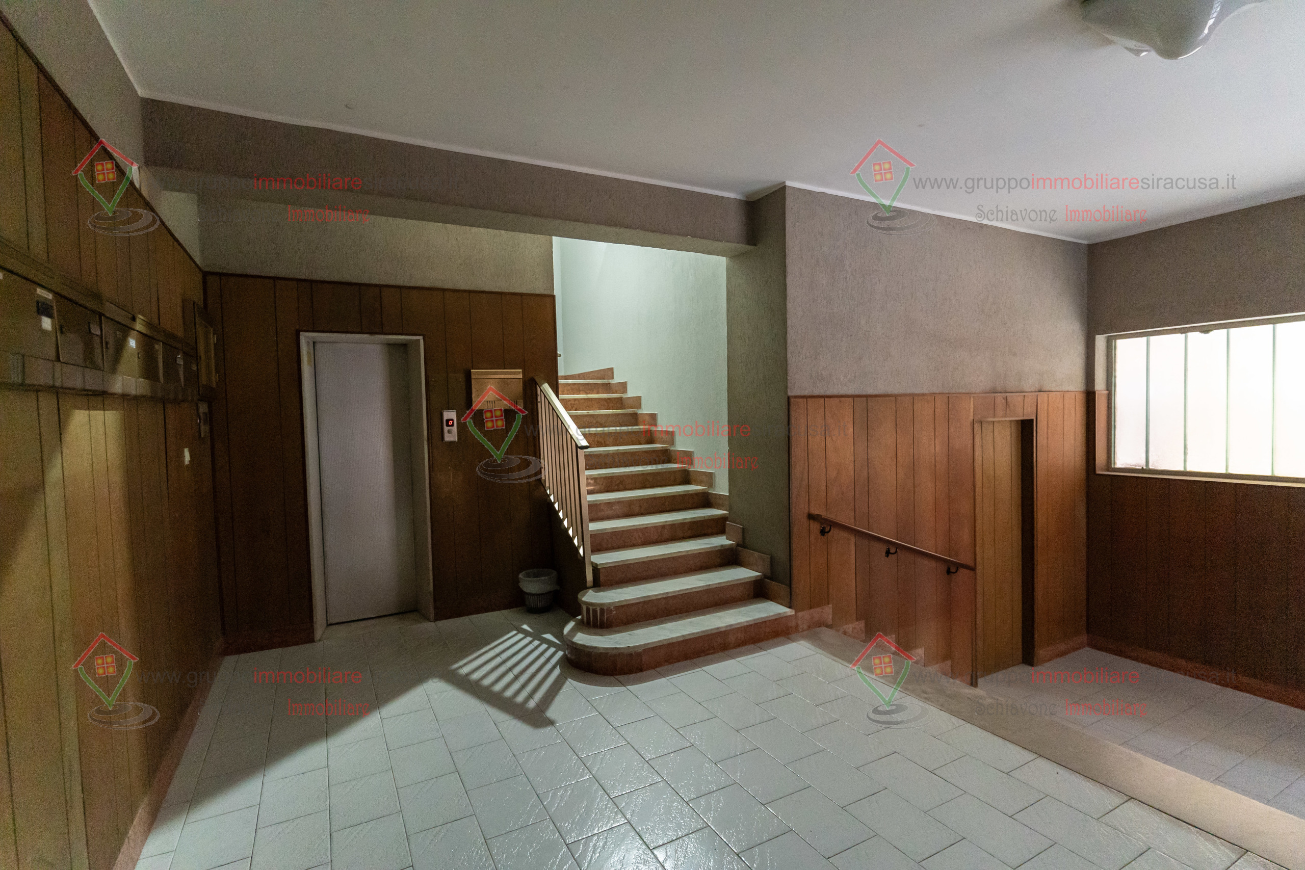 Immagine 27 di Attico in vendita  a Siracusa