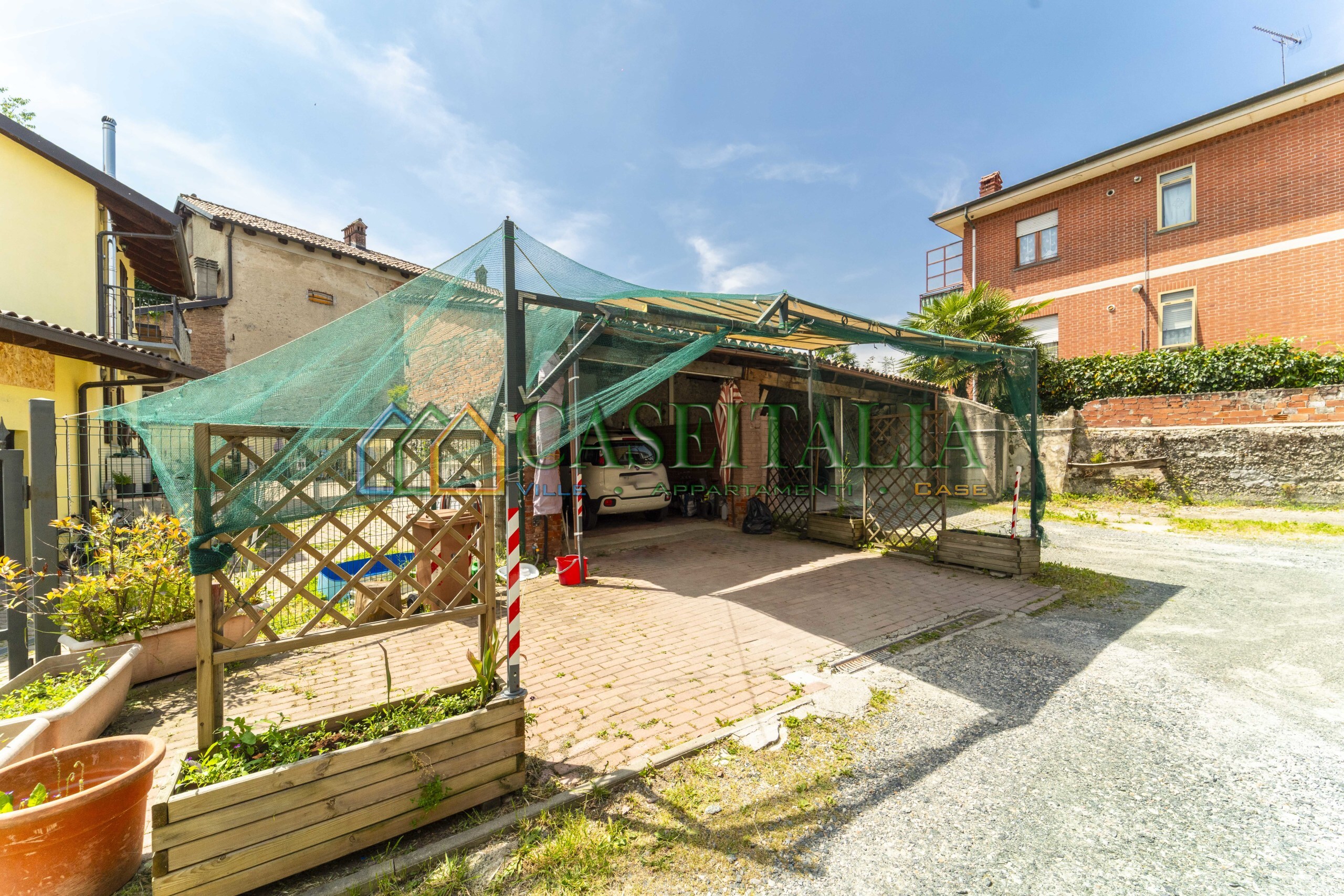 Immagine 26 di Quadrilocale in vendita  in Via Rivoli 26 a Rosta