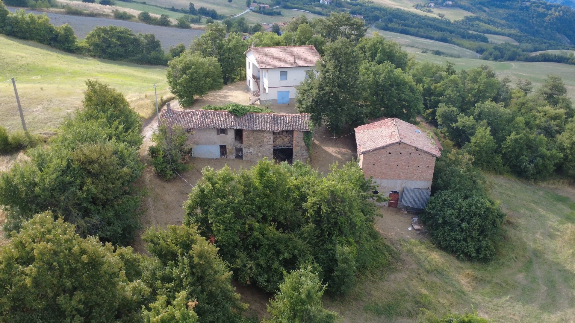 Immagine 1 di Rustico / casale in vendita  in Via della Pace 4 a Valsamoggia