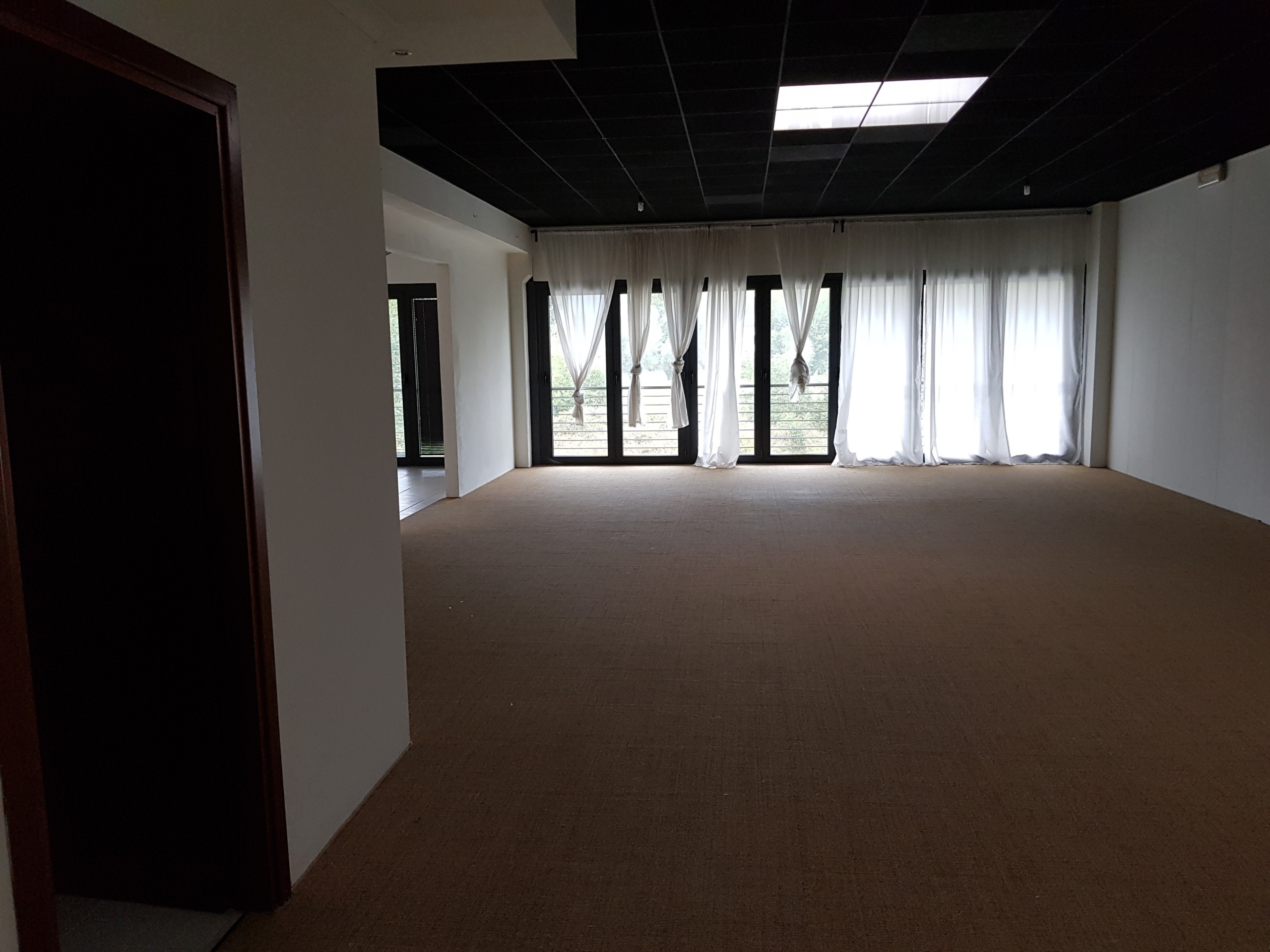 Immagine 10 di Ufficio in vendita  in Via de gasperi a Lucca