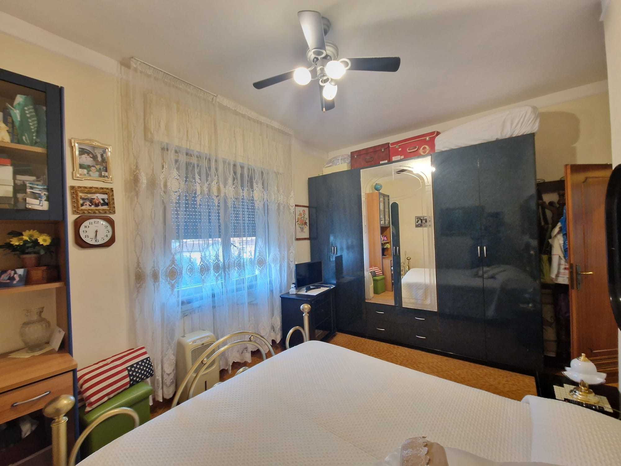 Immagine 8 di Appartamento in vendita  in Via Sant'Angelo a Lucca