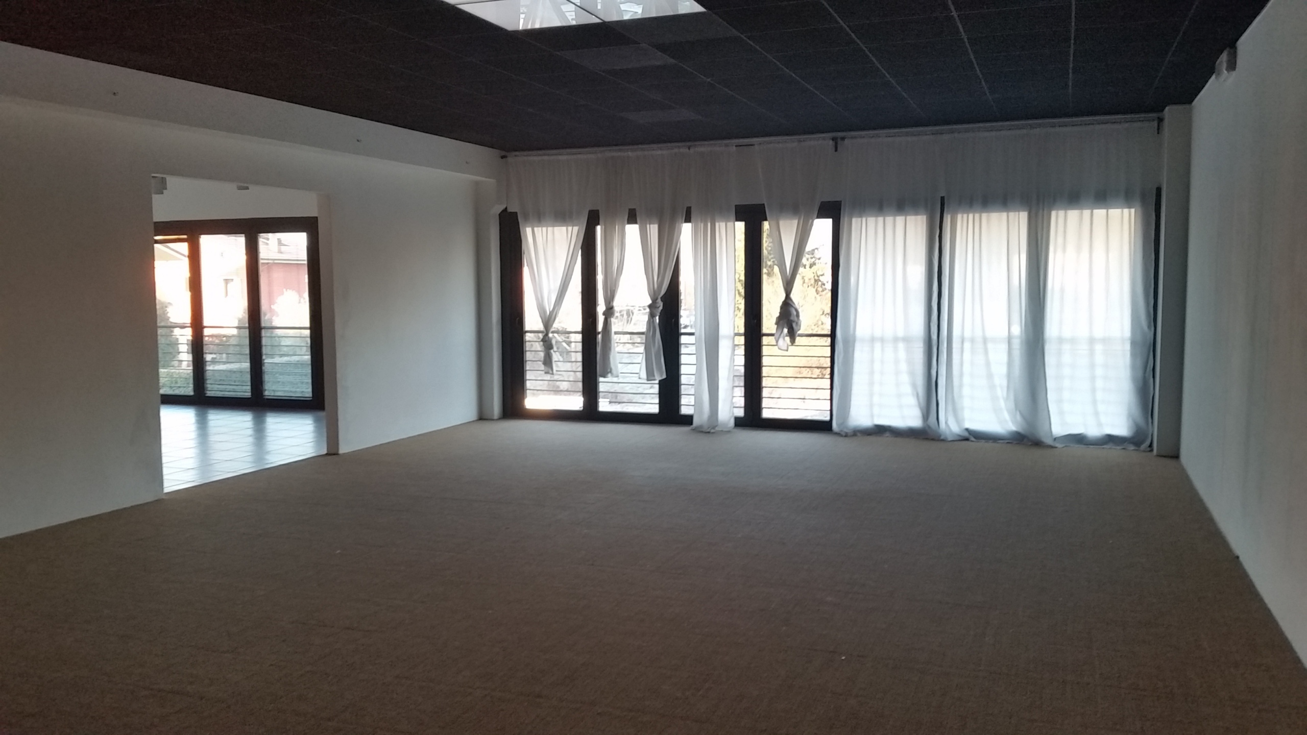 Immagine 2 di Ufficio in vendita  in Via de gasperi a Lucca