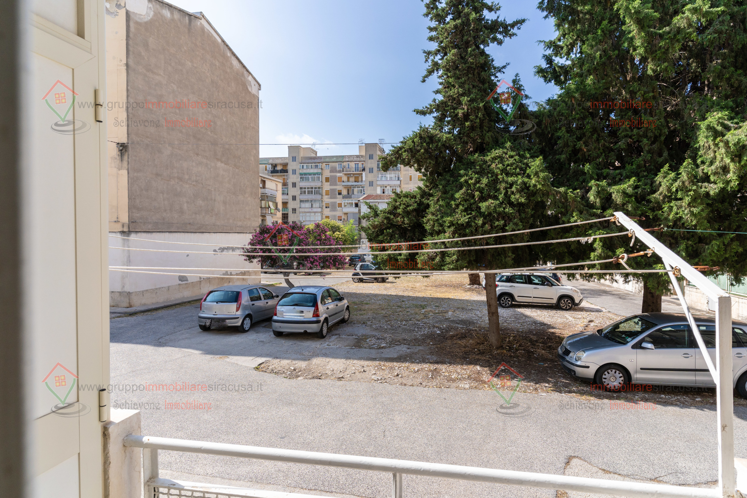 Immagine 13 di Trilocale in vendita  a Siracusa