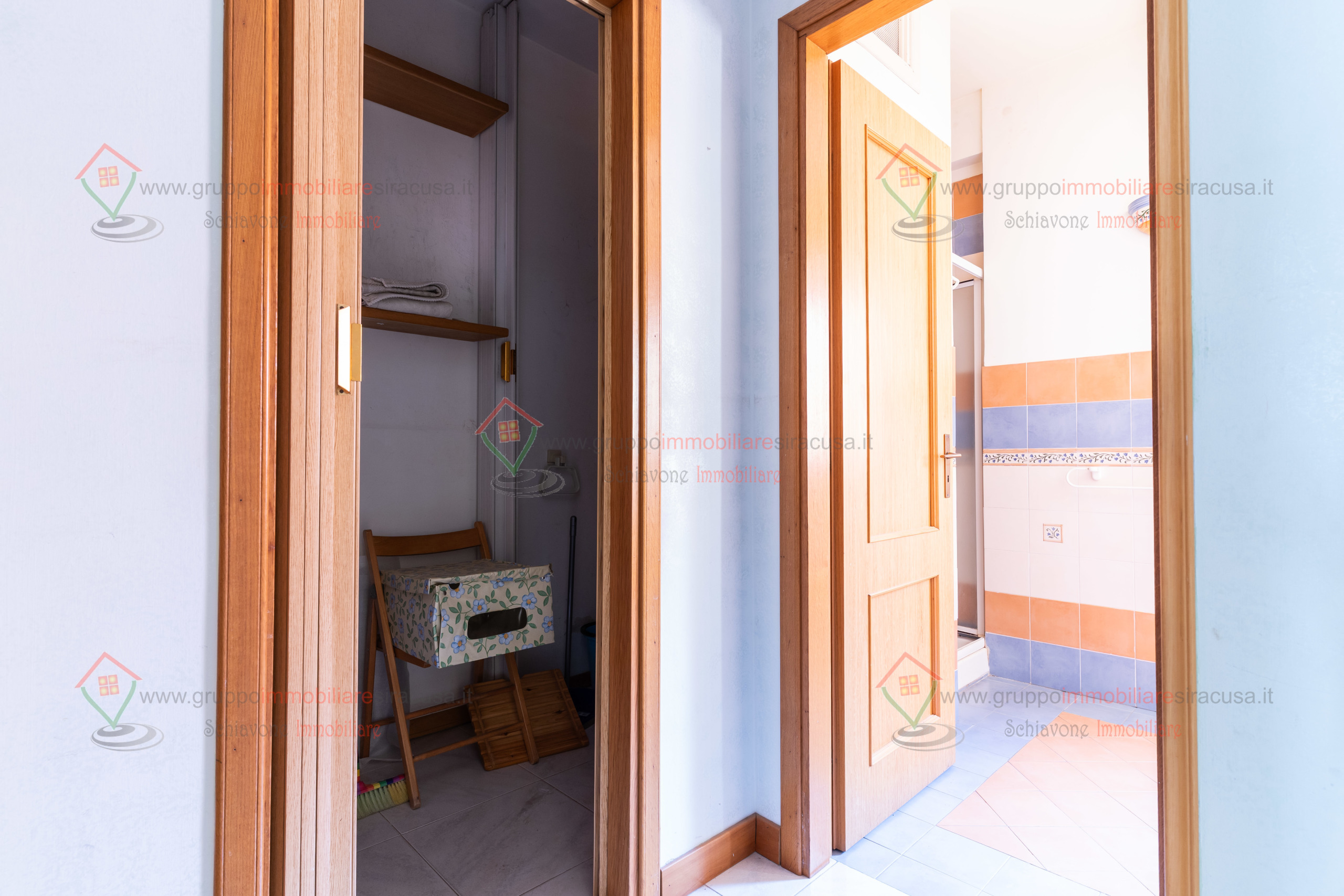 Immagine 24 di Pentalocale in vendita  a Siracusa