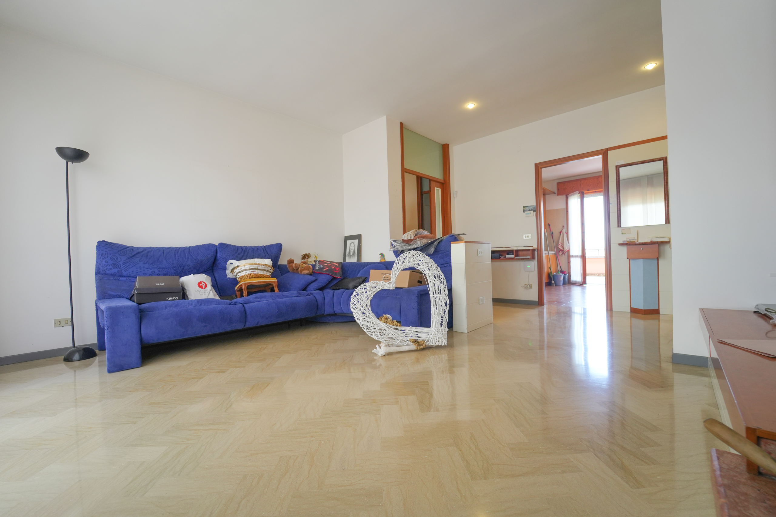 Immagine 22 di Pentalocale in vendita  in Via Busca 115 a Santarcangelo Di Romagna