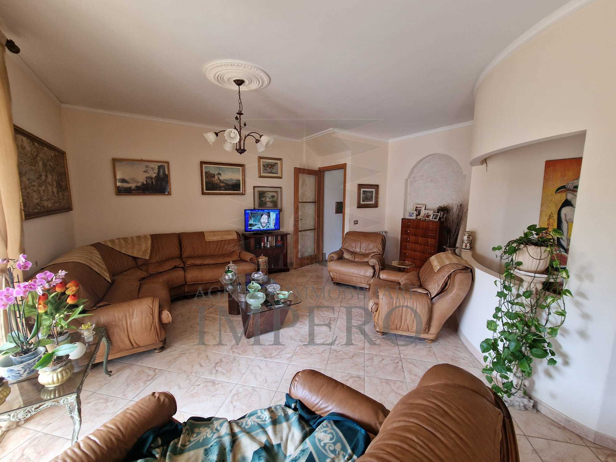 Immagine 14 di Porzione di casa in vendita  in Via Tremola 11 a Ventimiglia