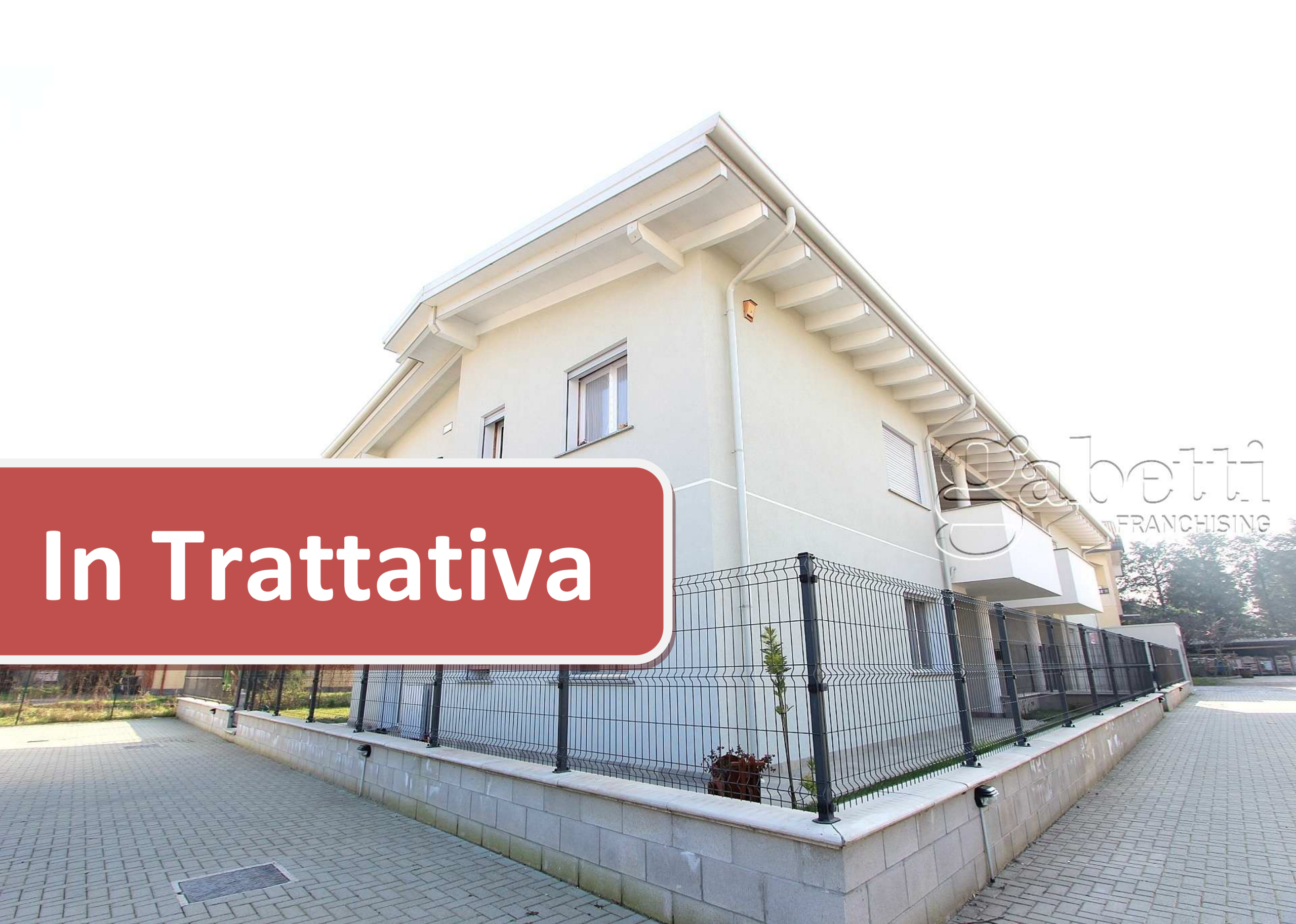 Immagine 1 di Trilocale in vendita  in Via Pietro Madonini a Uboldo