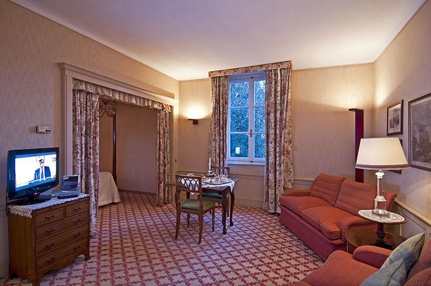 Immagine 9 di Albergo/B&B/Residence in vendita  in Via di Vicopelago e di Pozzuolo a Lucca