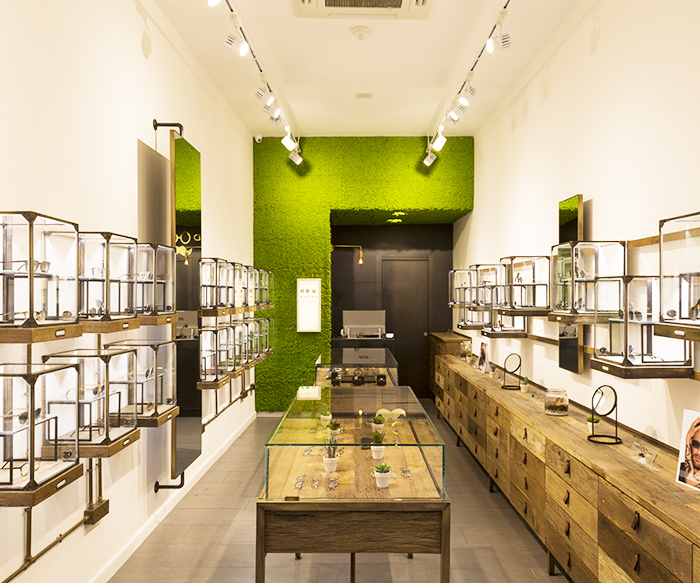 Immagine 10 di Locale commerciale in affitto  in Via Romana a Capannori