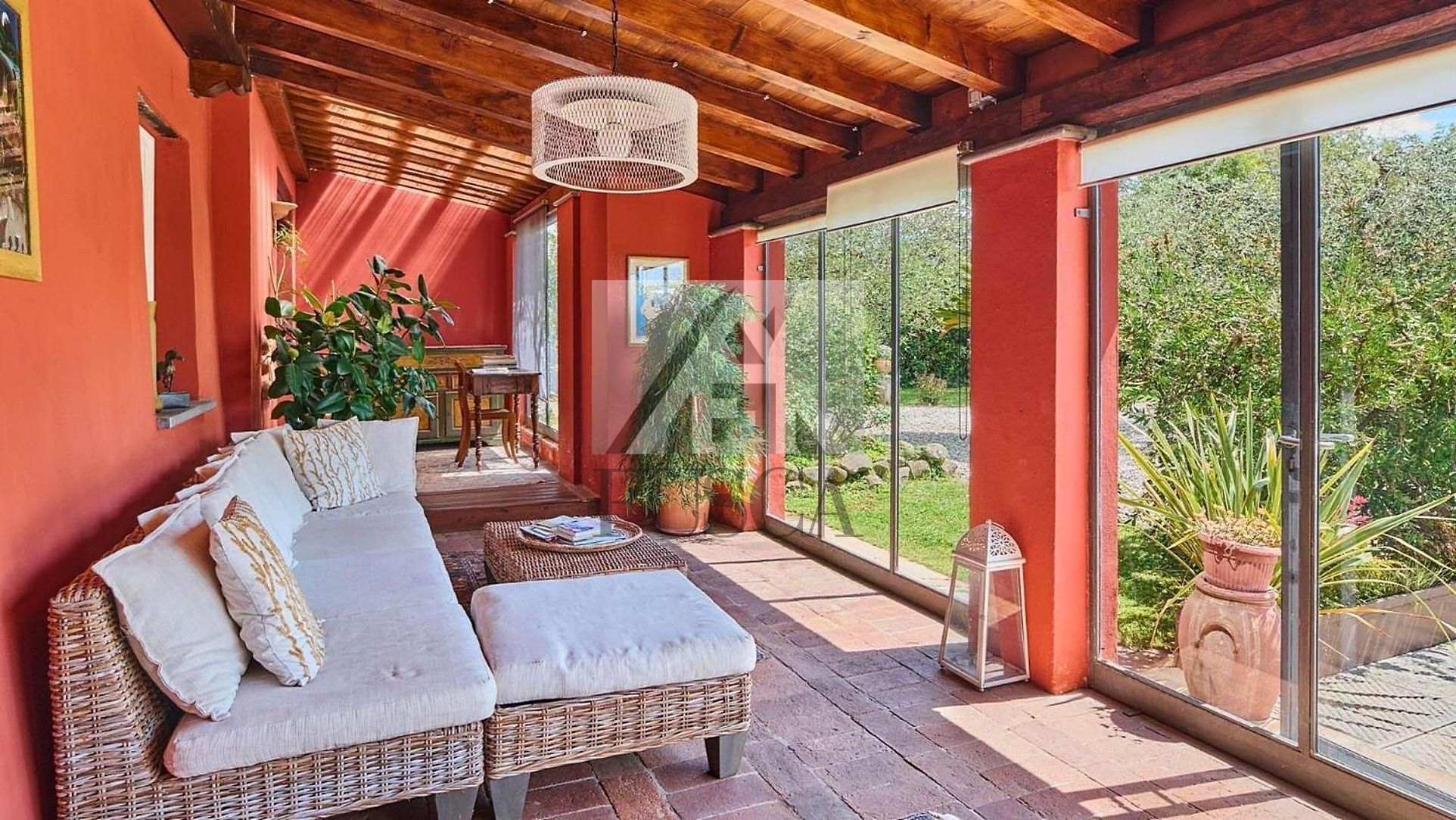 Immagine 13 di Villa in vendita  in Via Barsotto a Lucca