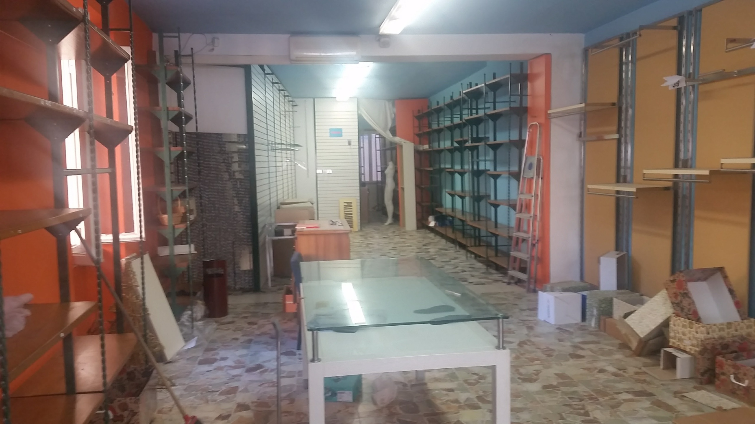 Immagine 2 di Capannone industriale in vendita  in Piazza San Michele a Lucca