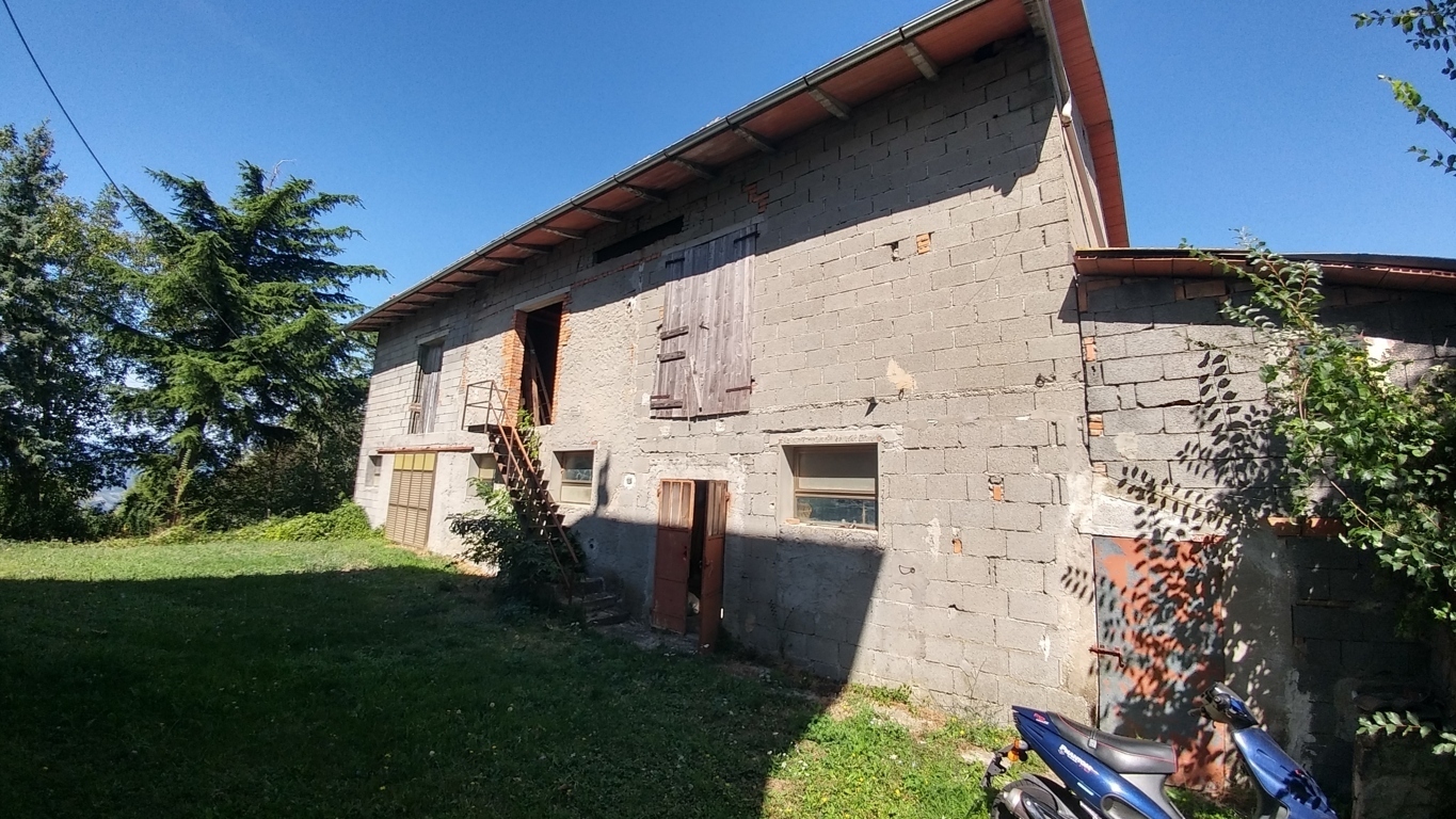 Immagine 39 di Rustico / casale in vendita  in Via Mauro Tesi 1046 a Zocca