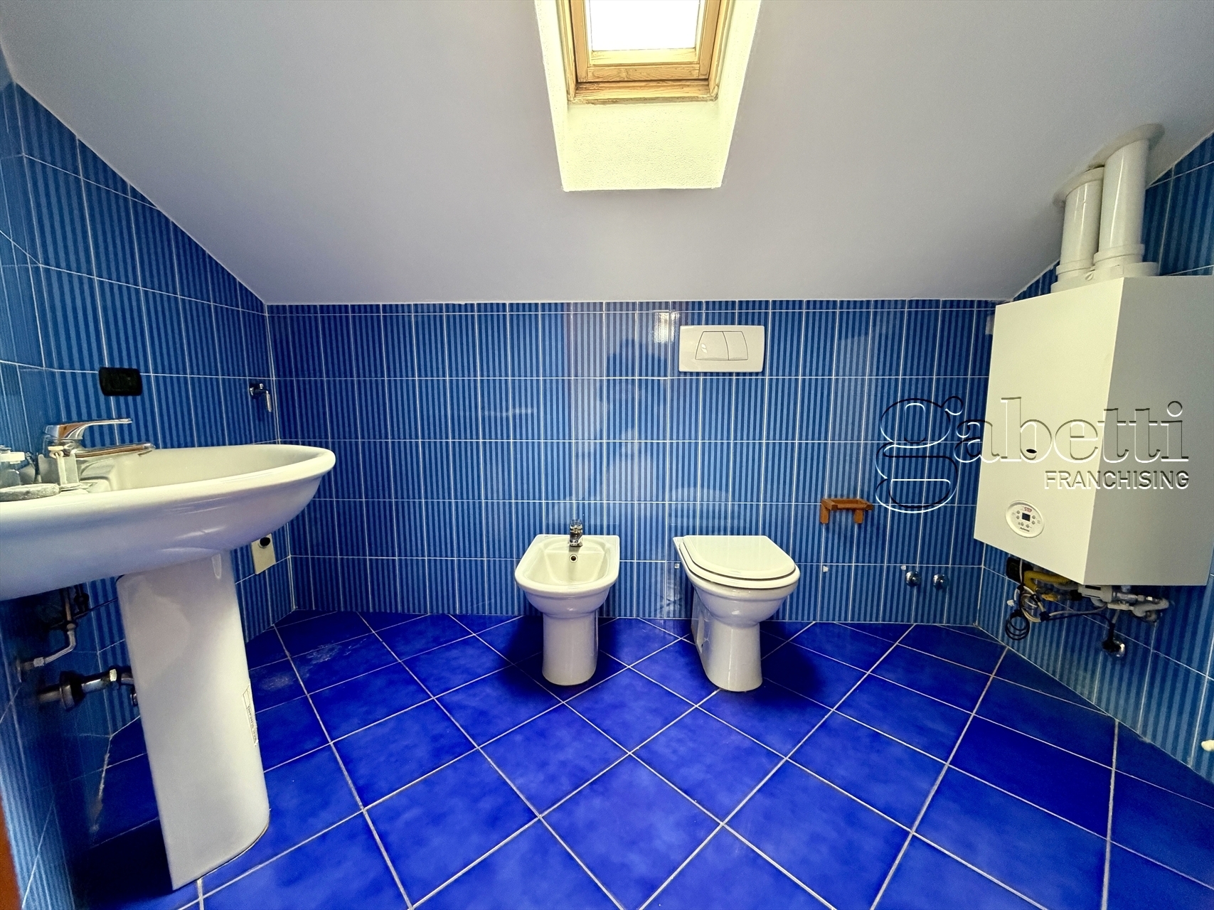 Immagine 16 di Quadrilocale in affitto  in Gramsci a Nerviano