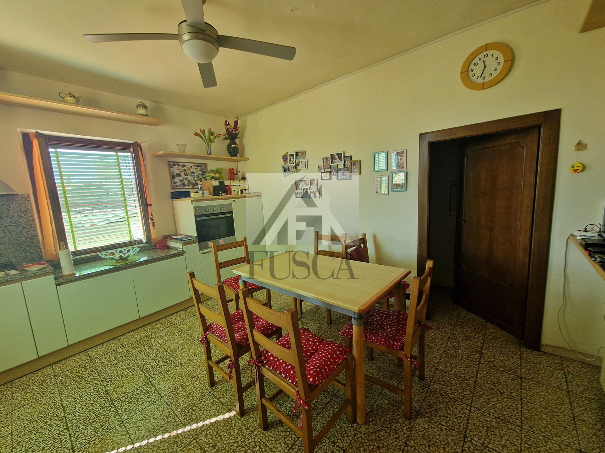 Immagine 9 di Pentalocale in vendita  in Via Sant'Andrea a Lucca