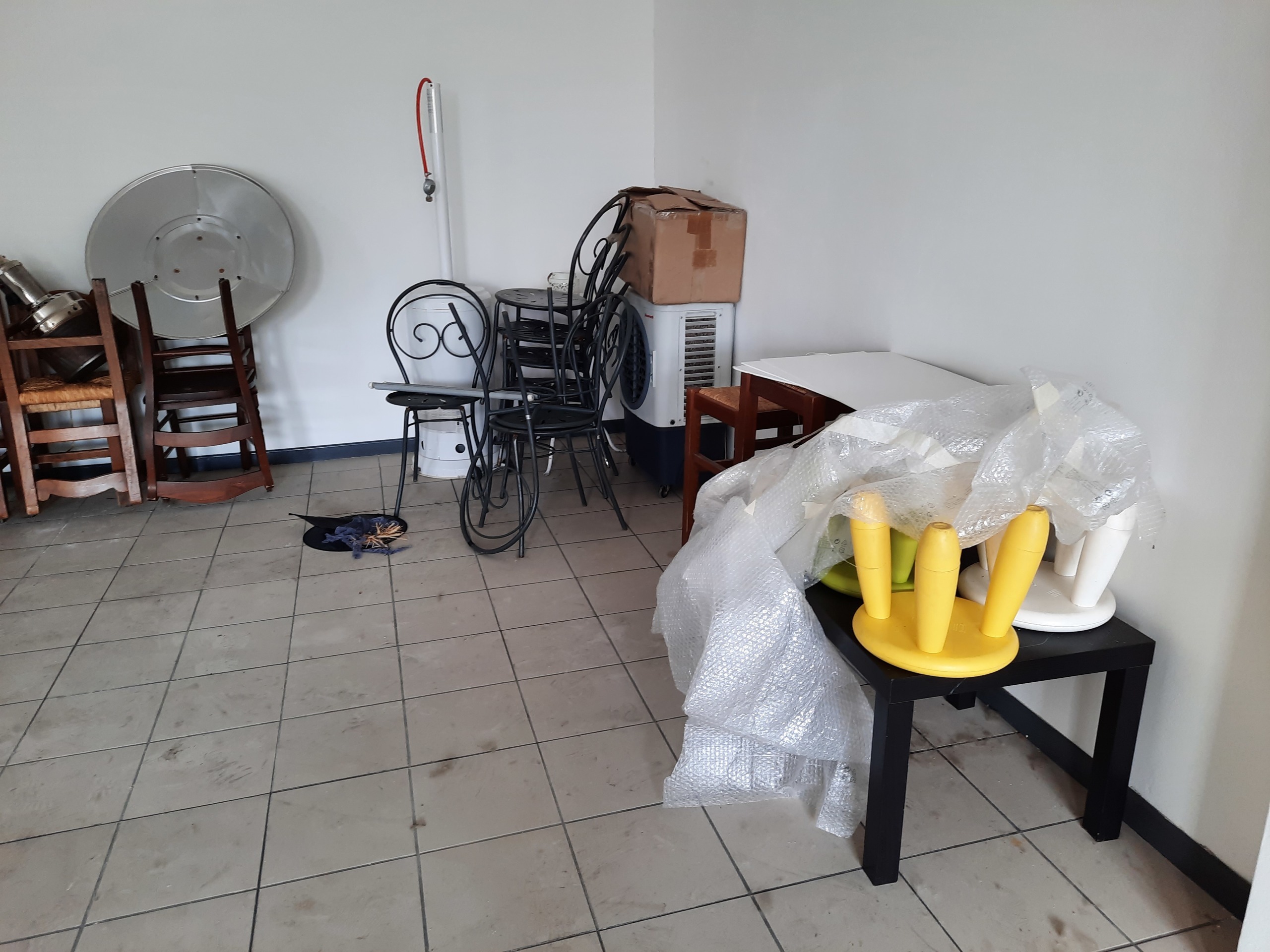 Immagine 16 di Ufficio in affitto  in Viale G. Puccini a Lucca