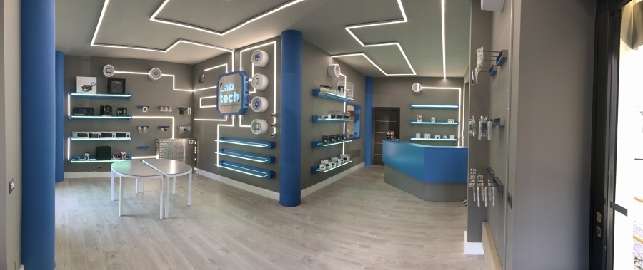 Immagine 8 di Locale commerciale in affitto  in Via Stradone di Camigliano a Capannori