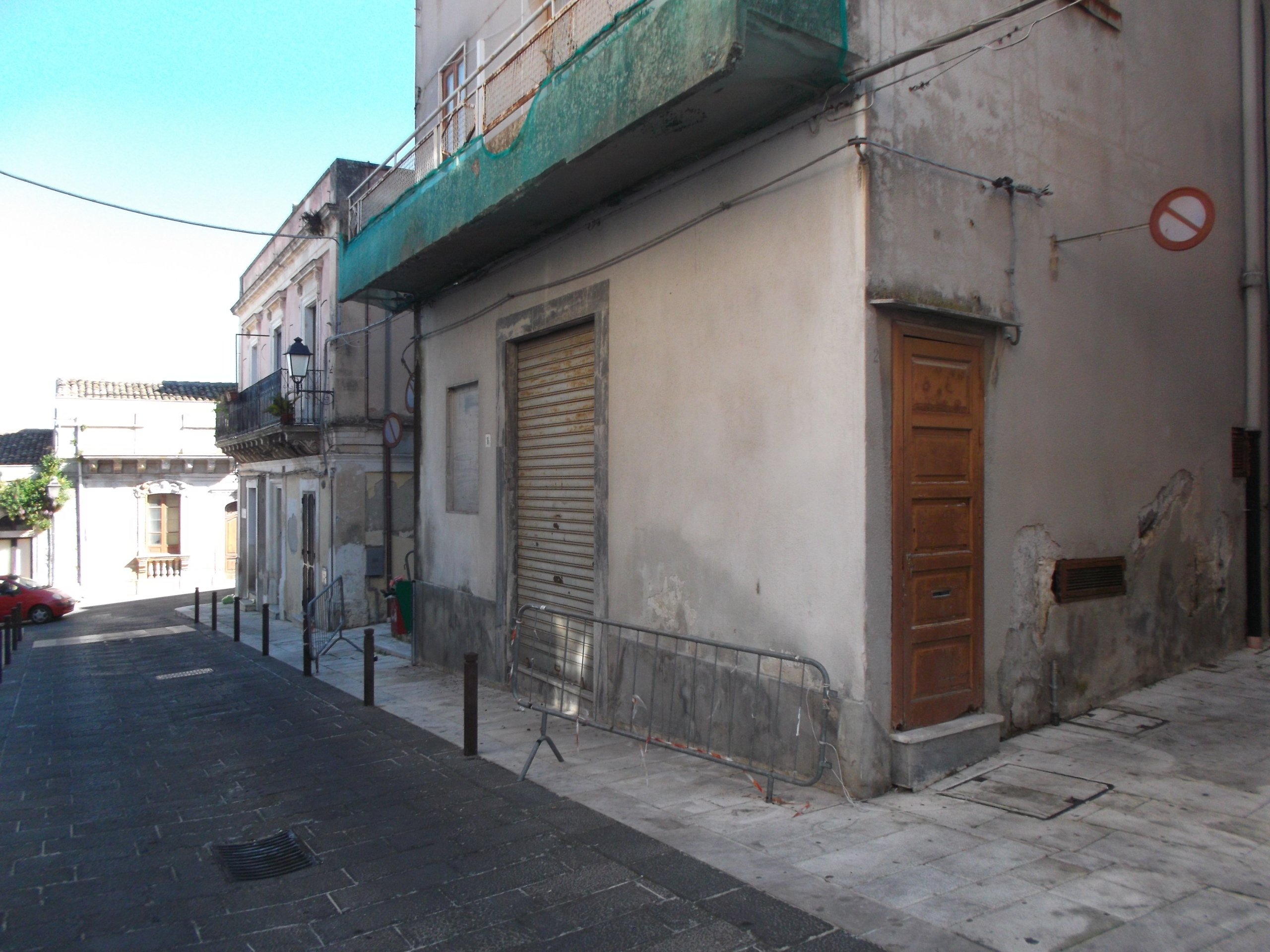 Immagine 6 di Casa indipendente in vendita  a Canicattini Bagni