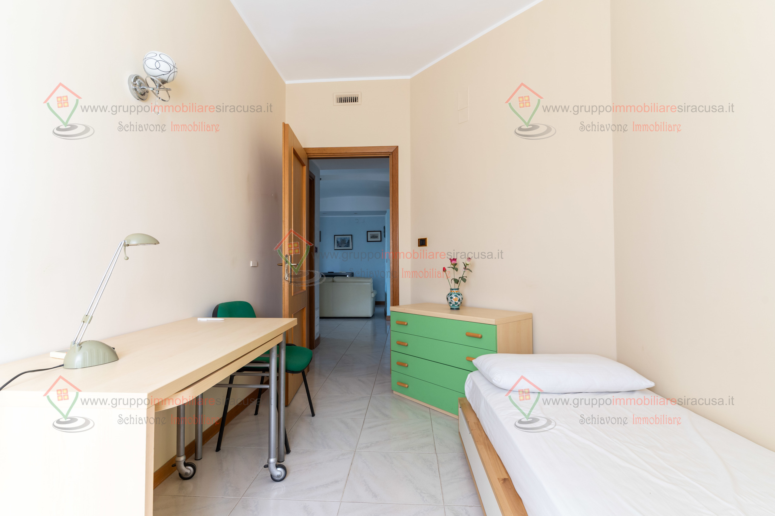 Immagine 20 di Pentalocale in vendita  a Siracusa