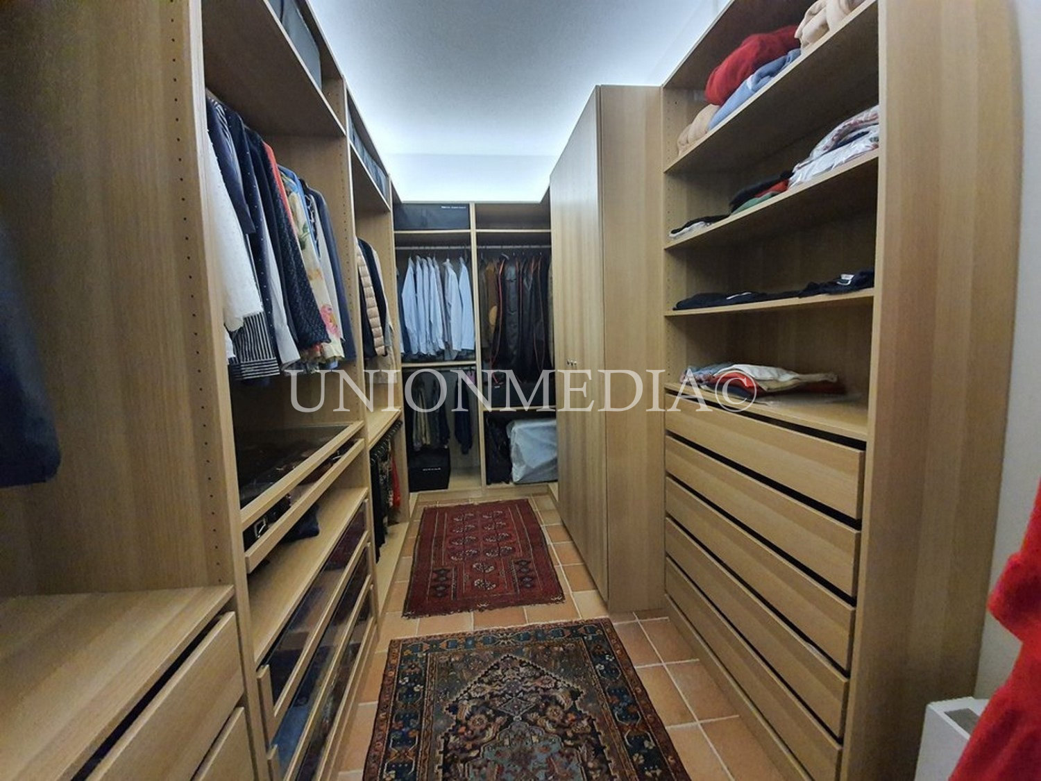 Immagine 31 di Villa in vendita  a Sarzana