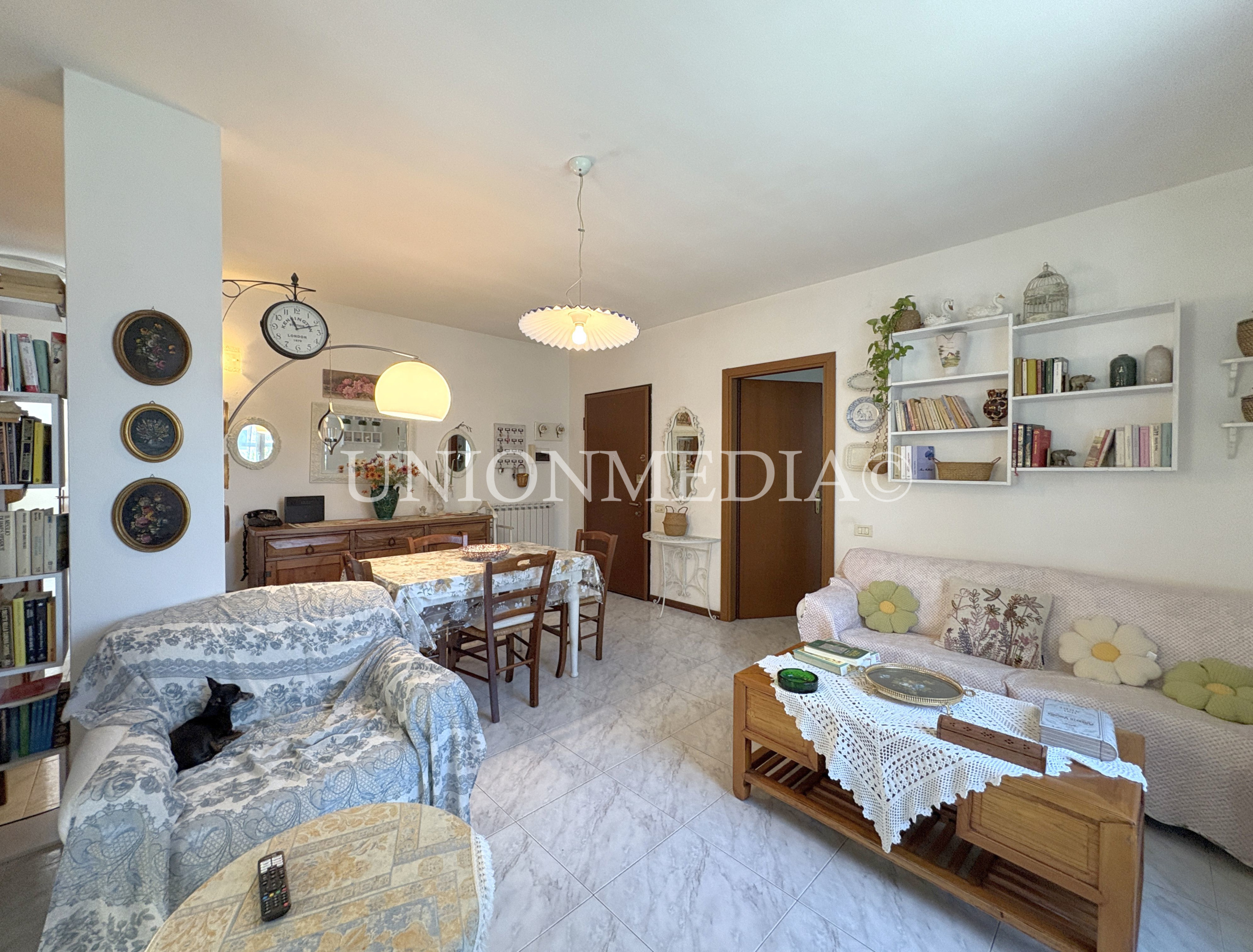 Immagine 6 di Appartamento in vendita  in Via malaspina 1 a Fosdinovo