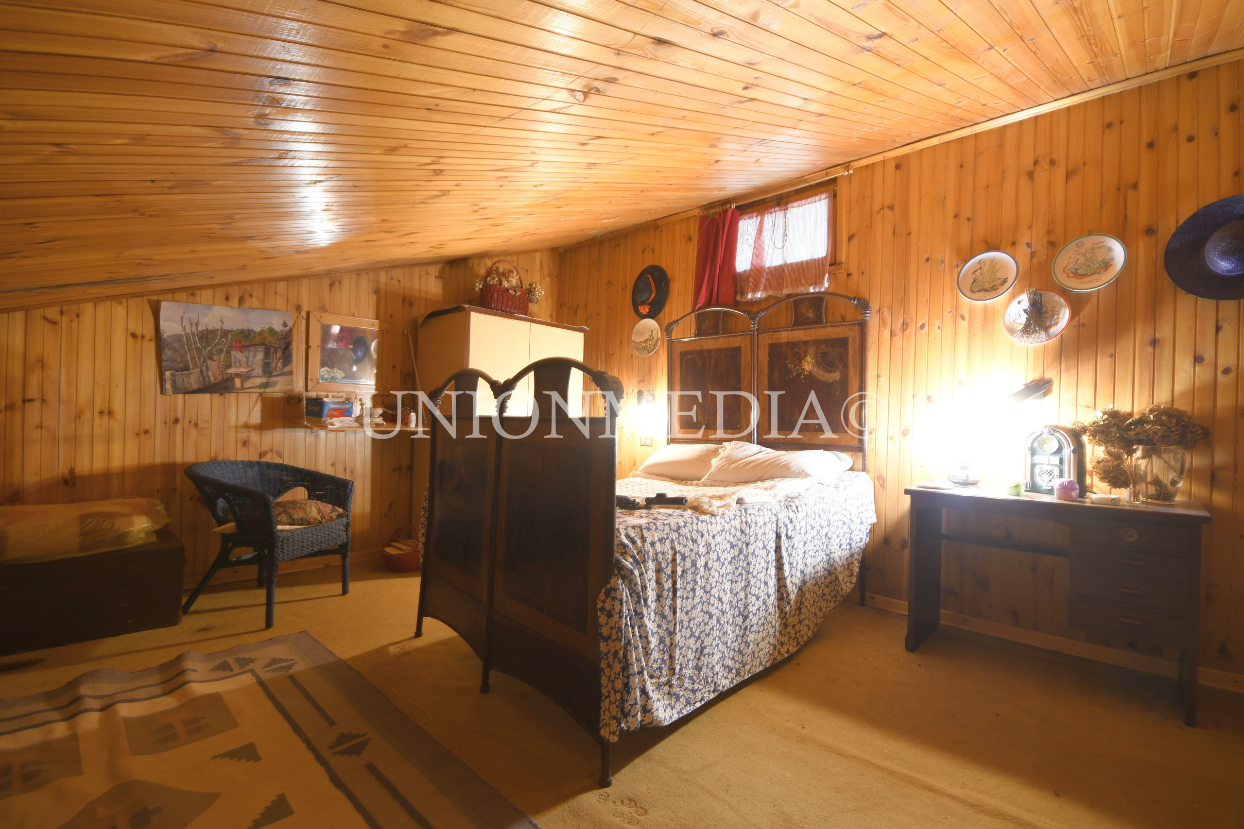 Immagine 22 di Casa indipendente in vendita  a Comano