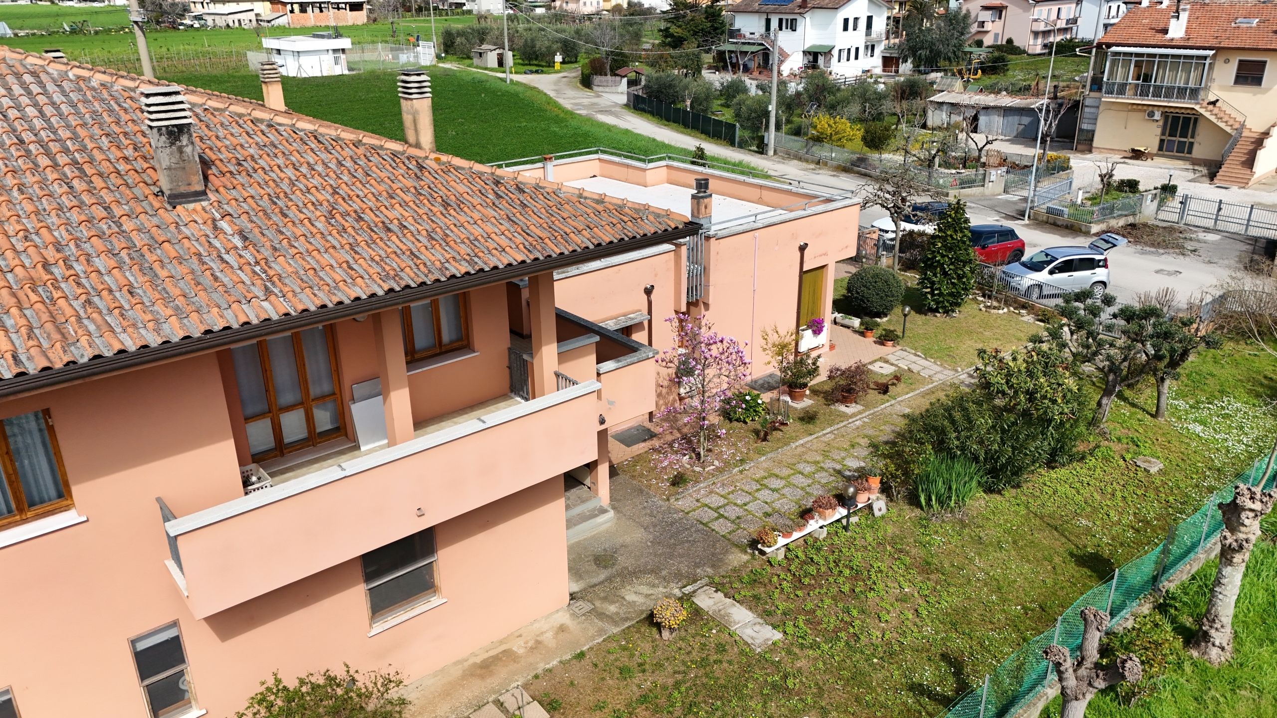 Immagine 8 di Pentalocale in vendita  in Via Busca 115 a Santarcangelo Di Romagna