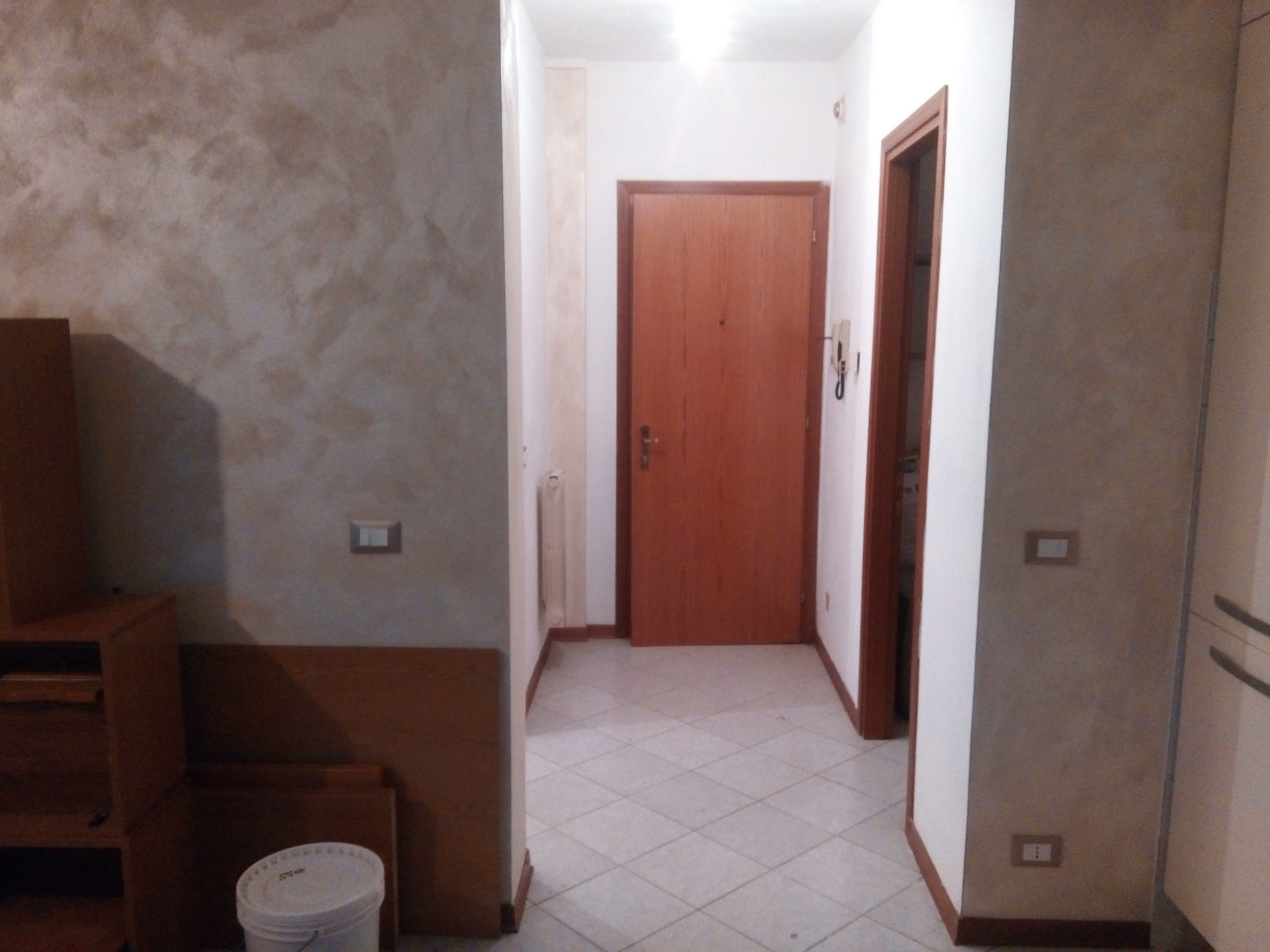 Immagine 9 di Capannone industriale in vendita  in Via di Mezzo II a Lucca