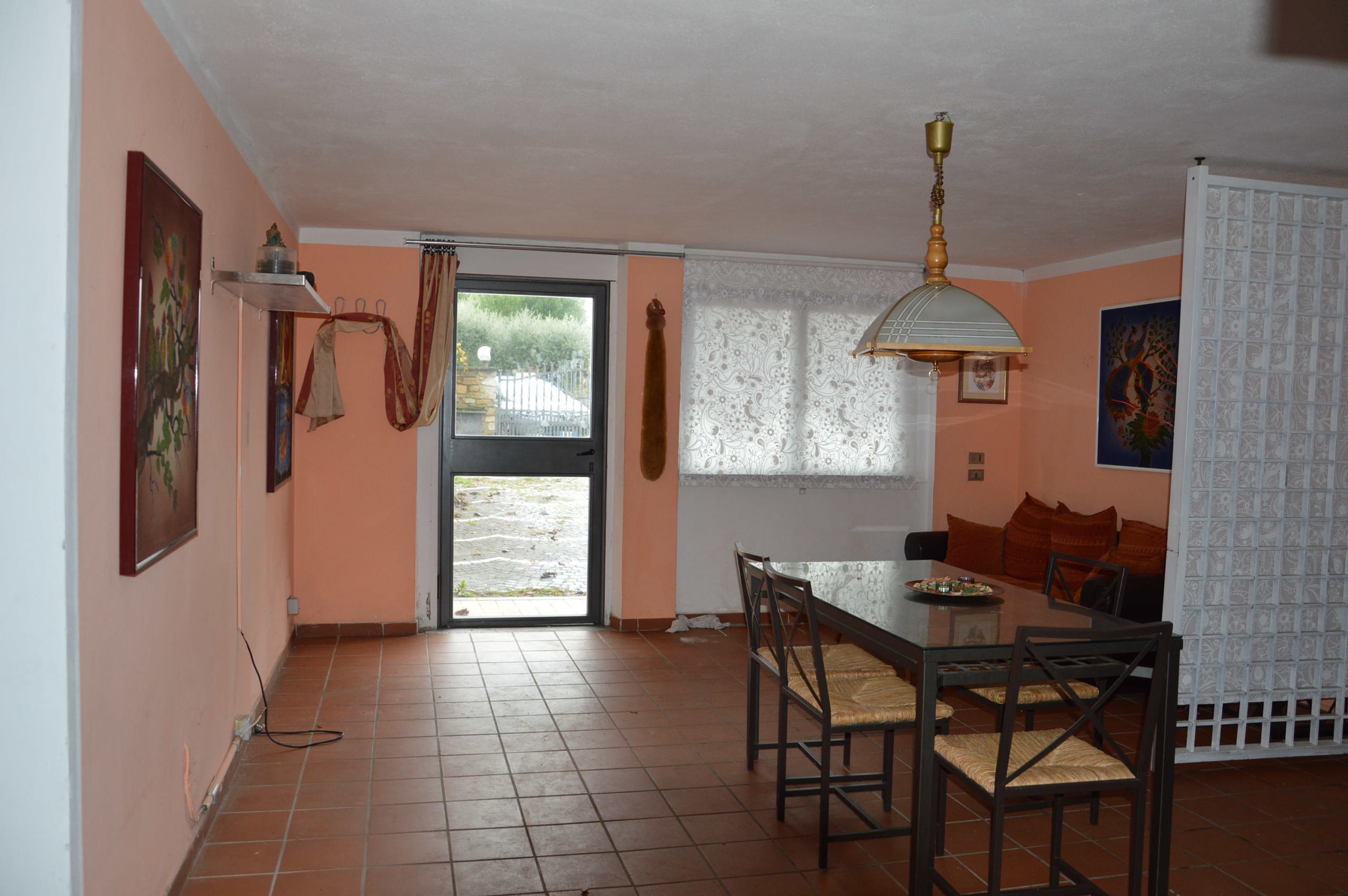 Immagine 60 di Villa in vendita  in Via della Chiesa XXIV a Lucca